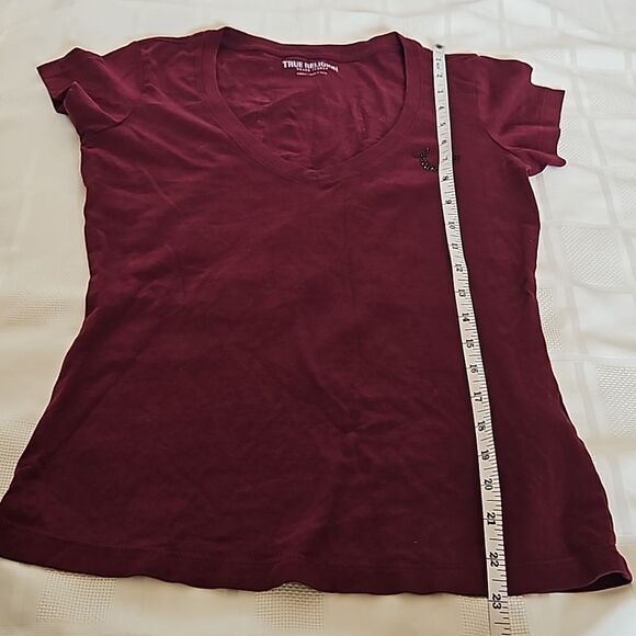 True Religion Women's Rhinestones Short Sleeves T-Shirt XS Burgundy - Picture 10 of 16